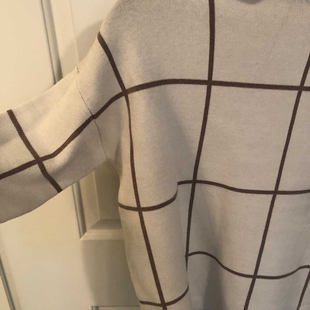 Soft Sweater - image 2